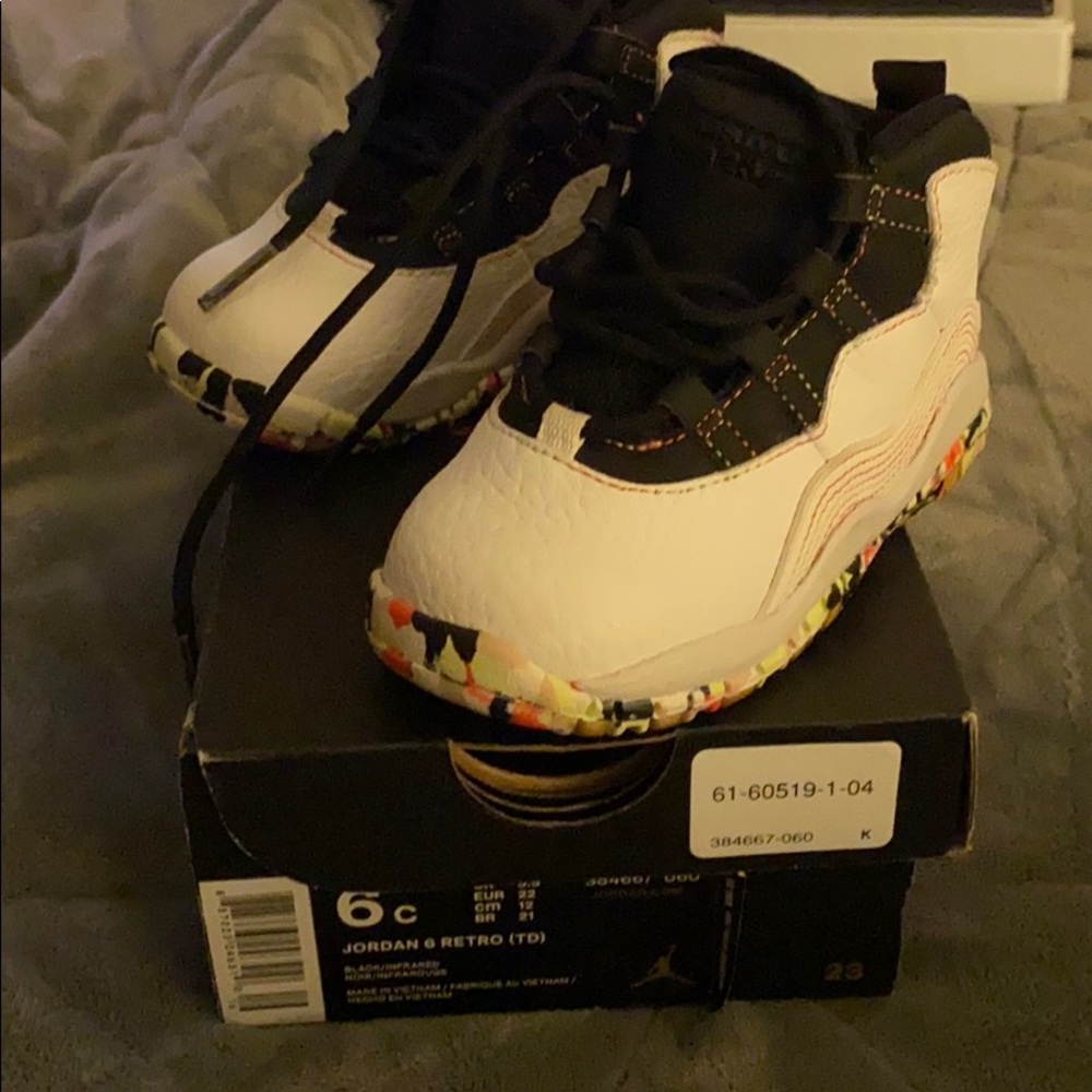 Jordan 6 Retro